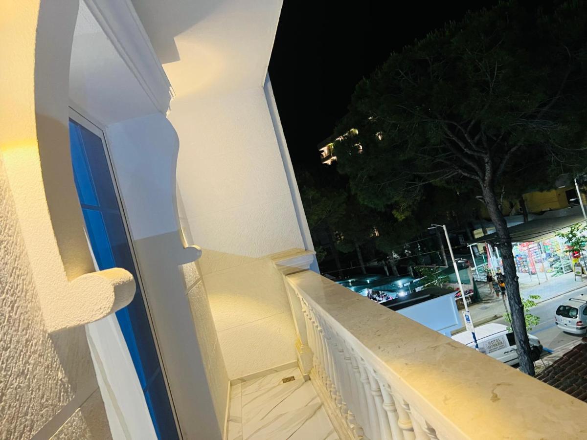 Ujvara Hotel Golem  Luaran gambar