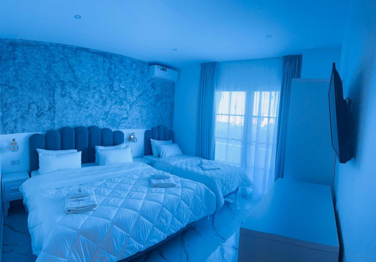 Ujvara Hotel Golem  Luaran gambar