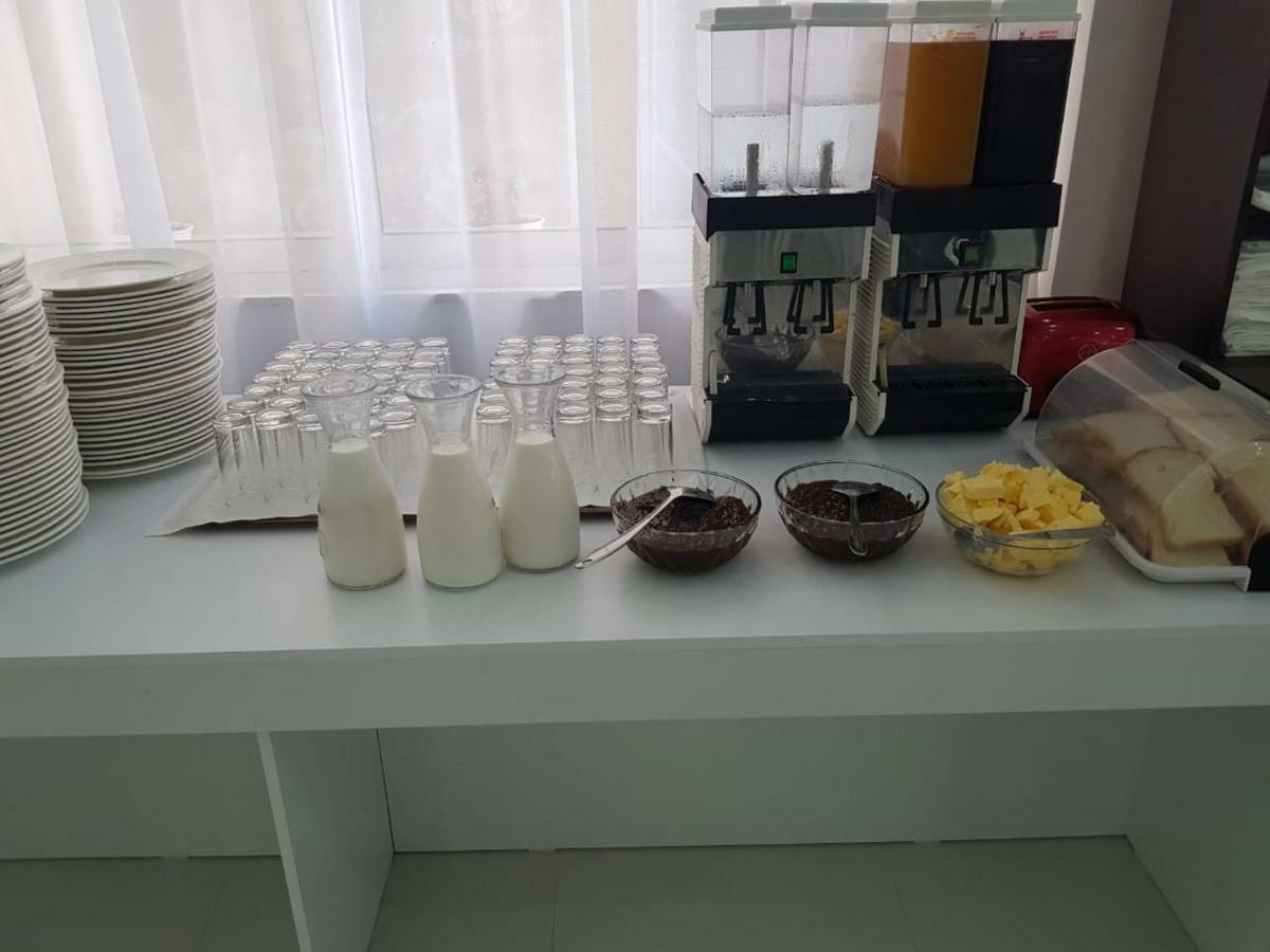 Ujvara Hotel Golem  Luaran gambar